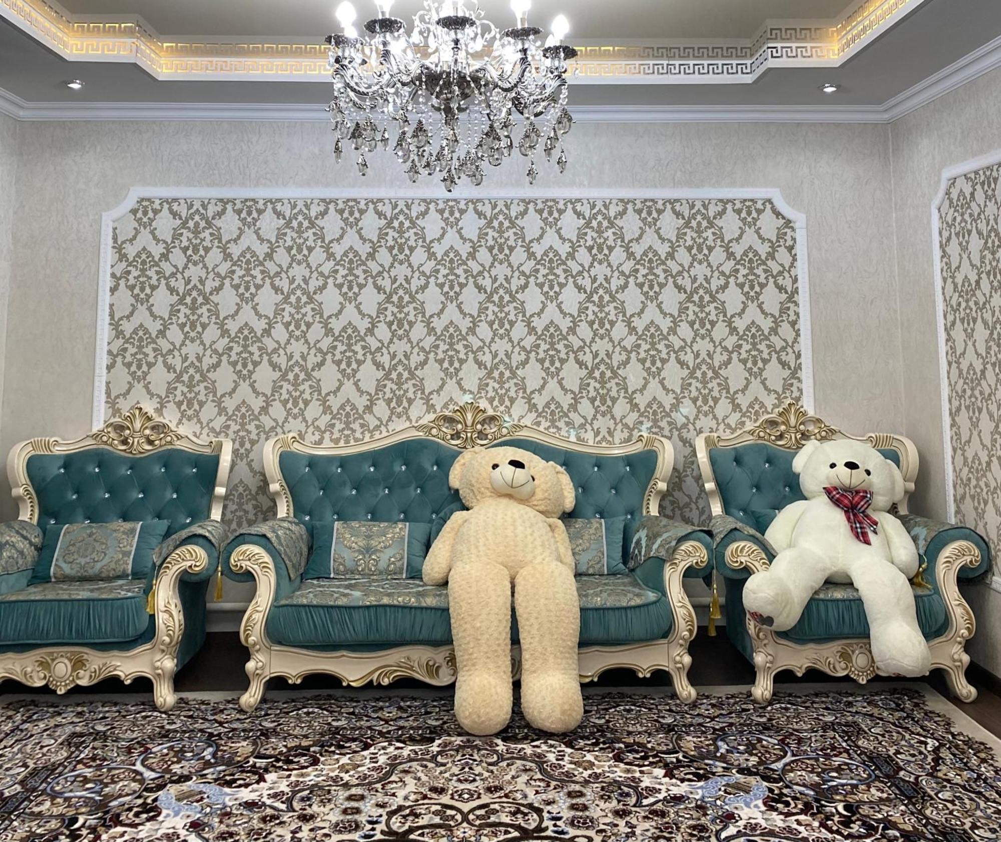 Guest House Glover Каракол Екстериор снимка